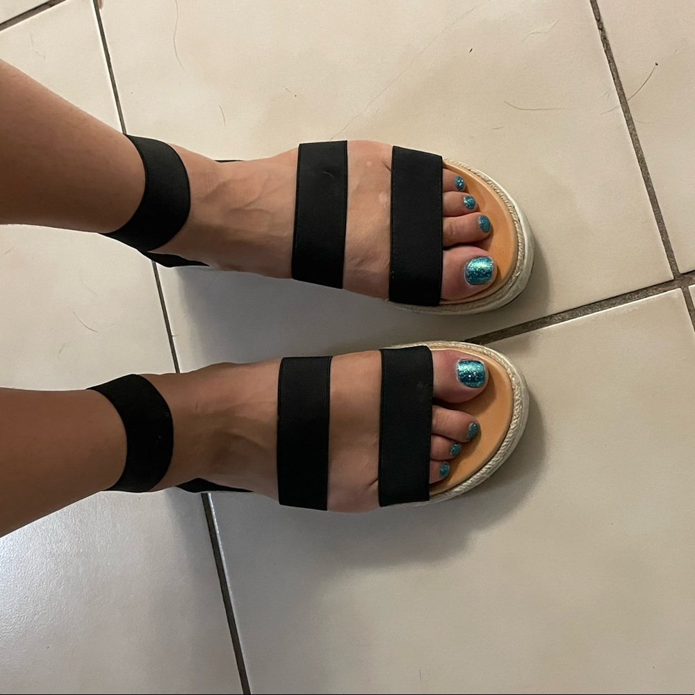 Madden girl strappy black sandals size 8.5